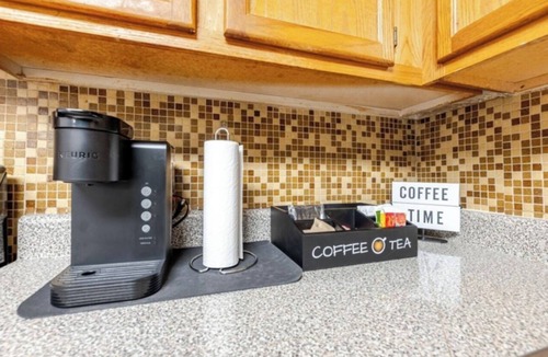 Dunwoody Apartment | Cozy Modern 2Bed 2Bath Getaway in Atlanta Free Parking & Coffee Station