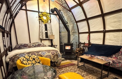 Niles Cabin | Cozy warm cottage in the woods