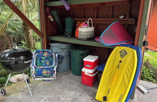 Kailua-Kona Cottage | Craftsman Cottage on 6 forested acres