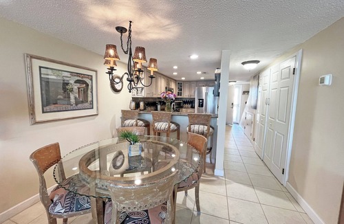 Crescent Beach Condo | Crescent Beach I-14 Four Winds Condo