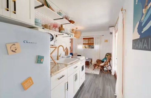 Kihei Cottage | Cute Kihei Cottage - Large Outdoor Deck