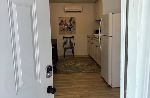 Jefferson Apartment | Delightful, easy living, 1-bedroom apartment with AC in San Antonio