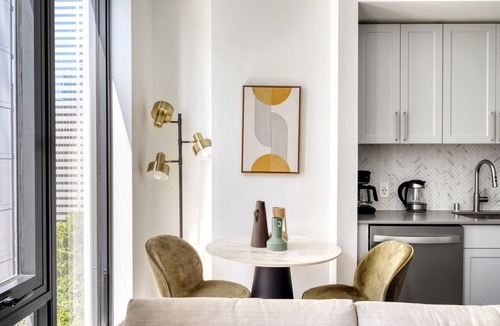 Downtown Seattle Apartment | Deluxe First Hill Studio w/Gym & Coworking, by Blueground
