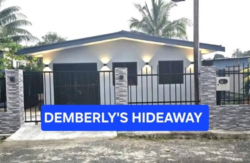 Nasinu House | Demberlys Hideaway