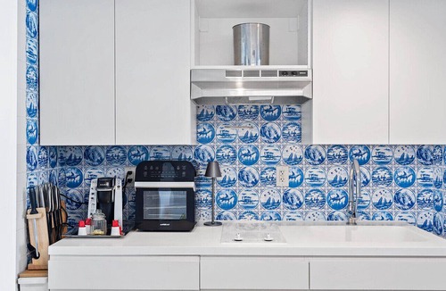 West Avenue Condo | Design Studio Miami Beach Stunning Bay View Balcony Queen Murphy & twin trundle