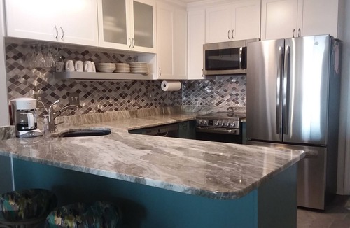 North Myrtle Beach Condo | Direct oceanfront/CherryGrove/elevator/pool; taking fall reservations, sleeps 5
