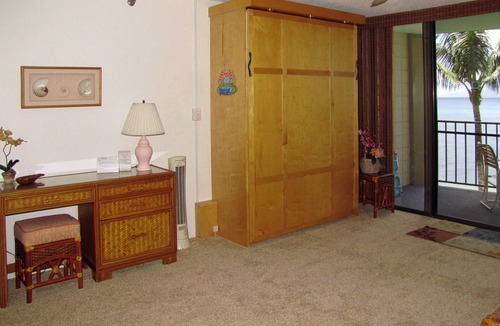 Kahana Condo | Direct Oceanfront Studio With Private Lanai