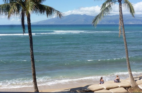Kahana Condo | Direct Oceanfront Studio With Private Lanai