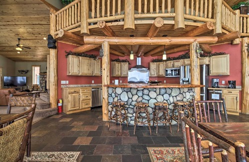 Emily Cabin | Dock, Fire Pit & Beach! Expansive Ruth Lake Home