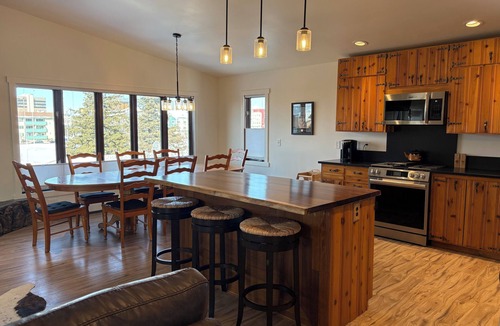 South Addition House | Downtown Anchorage, Newly Remodeled, Family-Friendly Home.