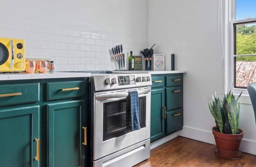 Chillicothe House | Downtown Chillicothe | Walk to Historic District | Free Parking | 5,800+ Reviews