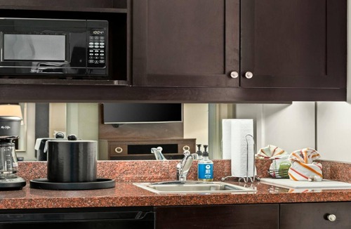Downtown Seattle Resort | Downtown Seattle 1BR Hotel Unit at WorldMark Camlin – Classic City Stay