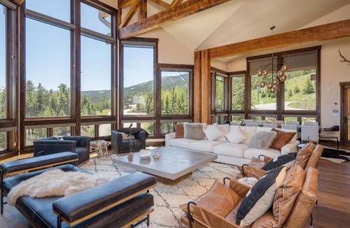 Timber Trail House | Epic Retreat