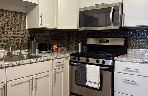 Wenonah Apartment | Extended Stay 2-bedroom full kitchen near MOA/Airport - Garden Level