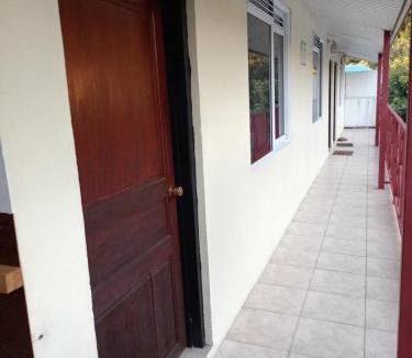 Punaauia Apartment | F2 Tahiti Lagoon Stays