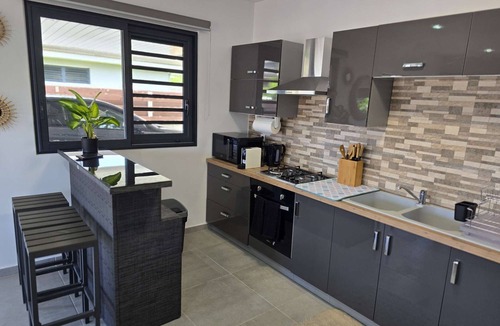 Papara Villa | Fare Kenzo 2 - House with tiny pool