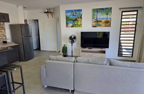 Papara Villa | Fare Kenzo 2 - House with tiny pool