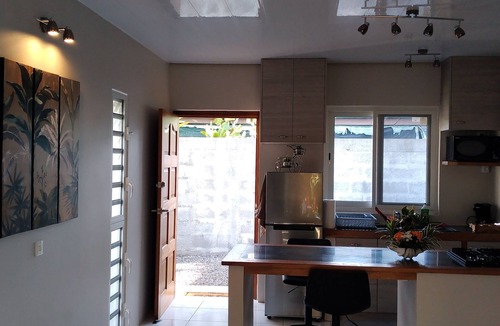 Punaauia Condo | Fare Onavai