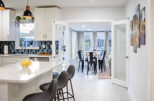 Fort Lauderdale House | MAJOR INTERNATIONAL SPORTING EVENT 2026 Getaway - Canal Views, Pool & BBQ Sleeps 8 Easy Miami Access