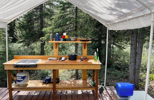 McCarthy Cabin | Fireweed Mountain Lodge - Bonzana Cabin