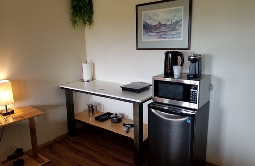 Wrangell Bed & Breakfast | Fort Wrangell, Orca Room