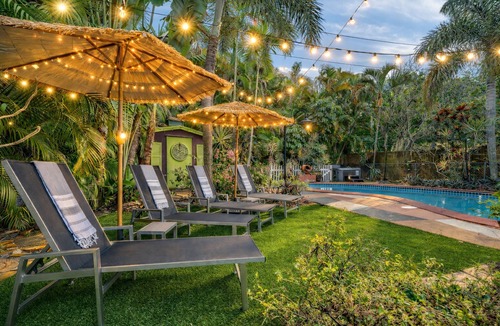 Poinsettia Heights Villa | Fox Of Oz- Pool Spa Oasis Villa