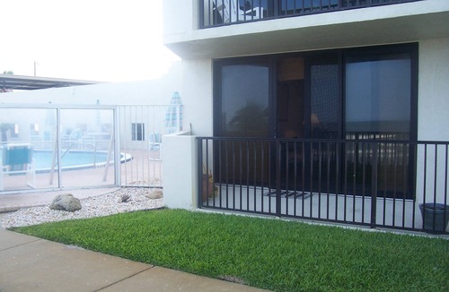O'byrne Condo | Fully Renovated 2 Bedroom, 2 Bathroom Direct Oceanfront Unit