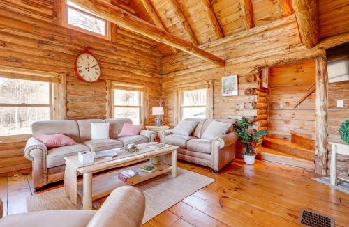 Walpole House | Furnished Deck + Views: Walpole Cabin Retreat