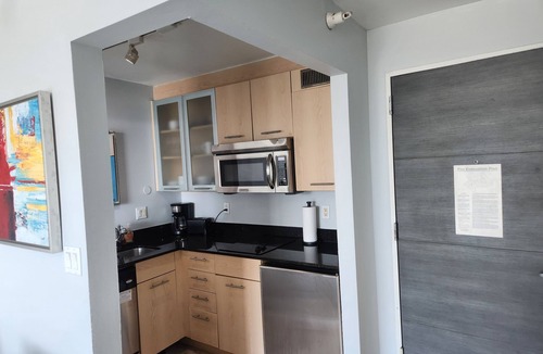 Birch Park Finger Streets Hotel | Galleryone Hilton Suite Walk to the Beach/Galleria Mall