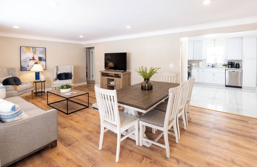 Richfield House | Gateway to the Twin Cities near MOA and Airport