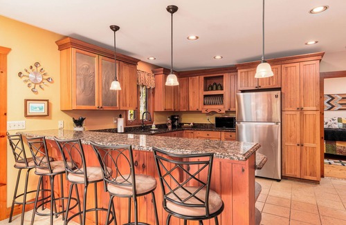 Wevertown House | Gather in 5BR Lodge with Epic View, AC, Near Lakes