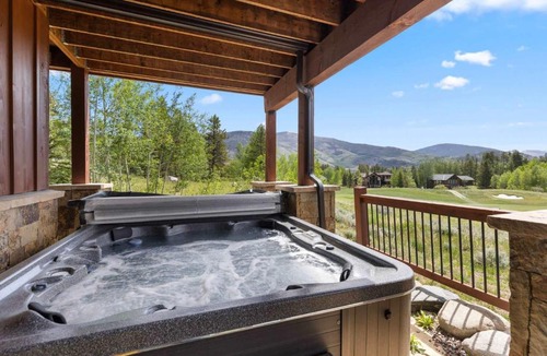 Three Peaks House | Golden Eagle Lodge - Golf, Mtn Views, Hot Tub