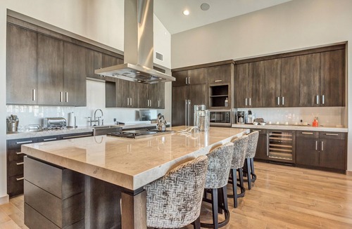 Deer Valley Condo | Gorgeous Five Bedroom Penthouse in the Heart of Park City by RedAwning