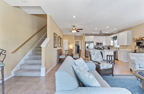 Surfside Beach House | Great Beach House - Pool - 3 min walk to the beach, pier & restaurants