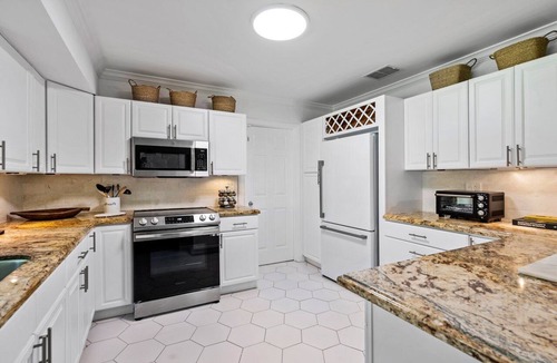 Lighthouse Point House | Great Location: super comfort & style Boca-Drfld - 1.5mi to beach!