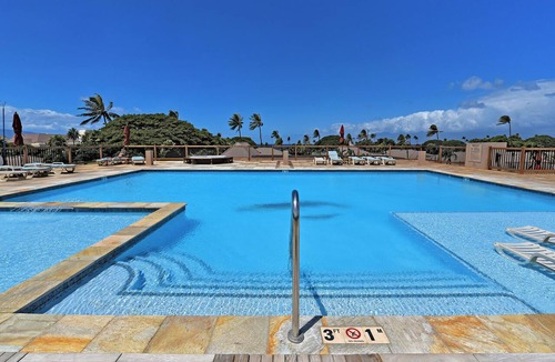 Kaanapali Condo | Great value Sleeps 3, Private Beach Club, walk Kaanapali Beach, Gym
