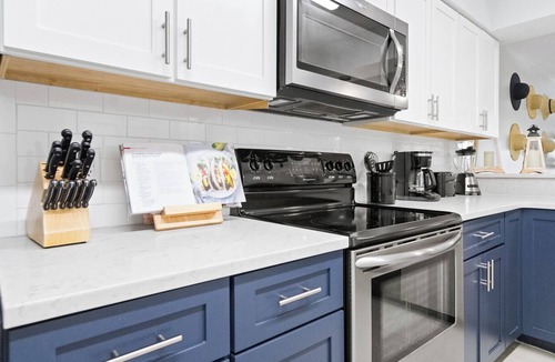Cocoa Beach Condo | Ground Level Located Right on the Beach with Large Heated Pool and Tennis Court