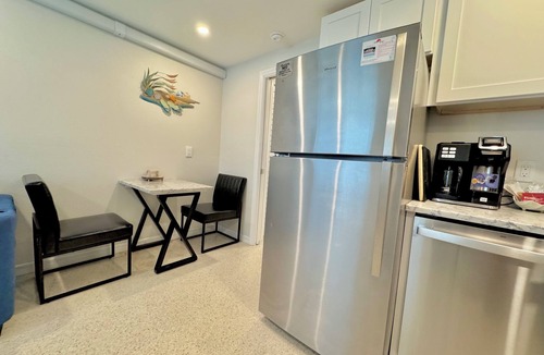 Bradenton Beach Apartment | Gulf & Sunset Views! 1BR Apt. C is a Centrally Located, walk to all location