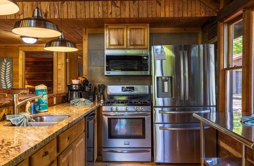 Rockbridge Cabin | High Point Lodge With Indoor Saltwater Pool
