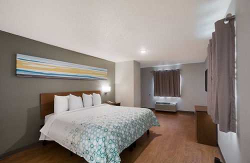 Covington Hotel | HomeTowne Studios by Red Roof Covington, GA