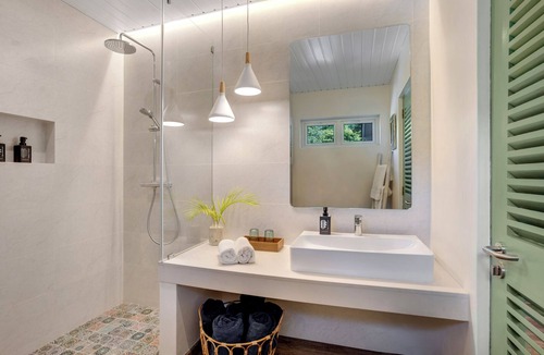 Grand Anse Hotel | Indian Ocean Lodge