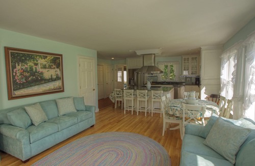 Edgartown House | Inquire about spring 2027 special extended stay pricing