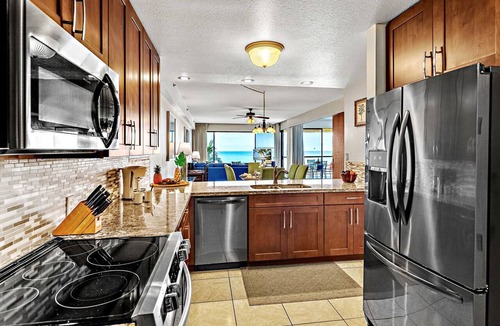 Kahana Condo | Island Time Starts Here! 2BD/2BA Oceanfront Corner SK334-Sullivan Properties