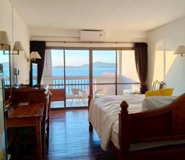 Ranong Hotel | Jansom Beach Resort