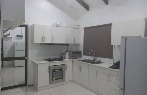 Northern Division House | Jasmeerul Bayt's Bay Hostel Retreat