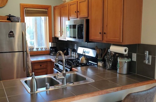 Atlantic House | Judkins Park Light Rail Townhouse Haven