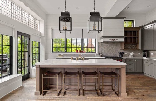 Lakeside House | Juniper Presents: Landmark Home 1 Blk from Lake MI Game Rm & EV Charger