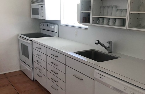 Lauderdale-by-the-Sea Villa | Just A Few minutes to the beach, restaurants and shops!