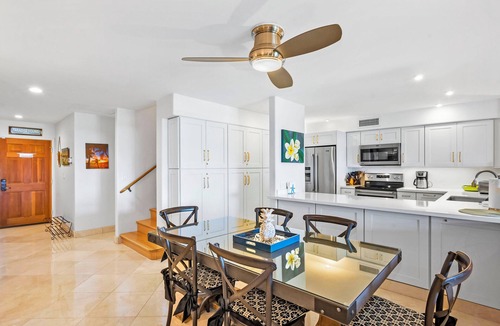 Kaanapali Condo | Kaanapali Ocean View Condo Top Floor Fully Renovated across from Whalers Village