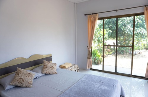Pak Khlong House | Kedsila Hometel